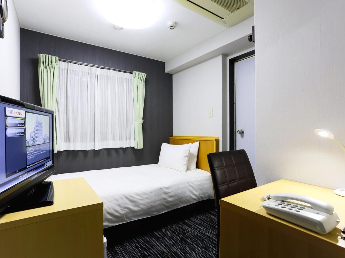 Business Hotel Sunpalace Tokyo prefektur Exteriör bild